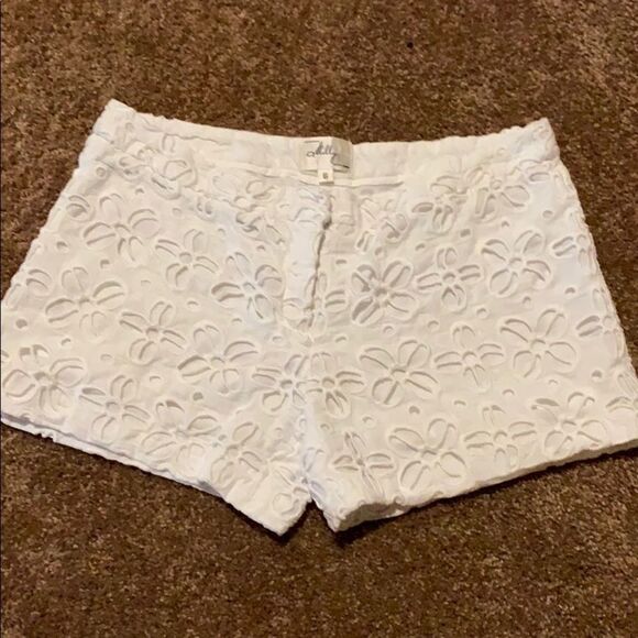 Milly eyelet floral shorts. - Picture 4 of 12